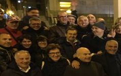 AUGURANDOVI UN BUON NATALE, RINGRAZIAMO DI CUORE TUTTI VOI